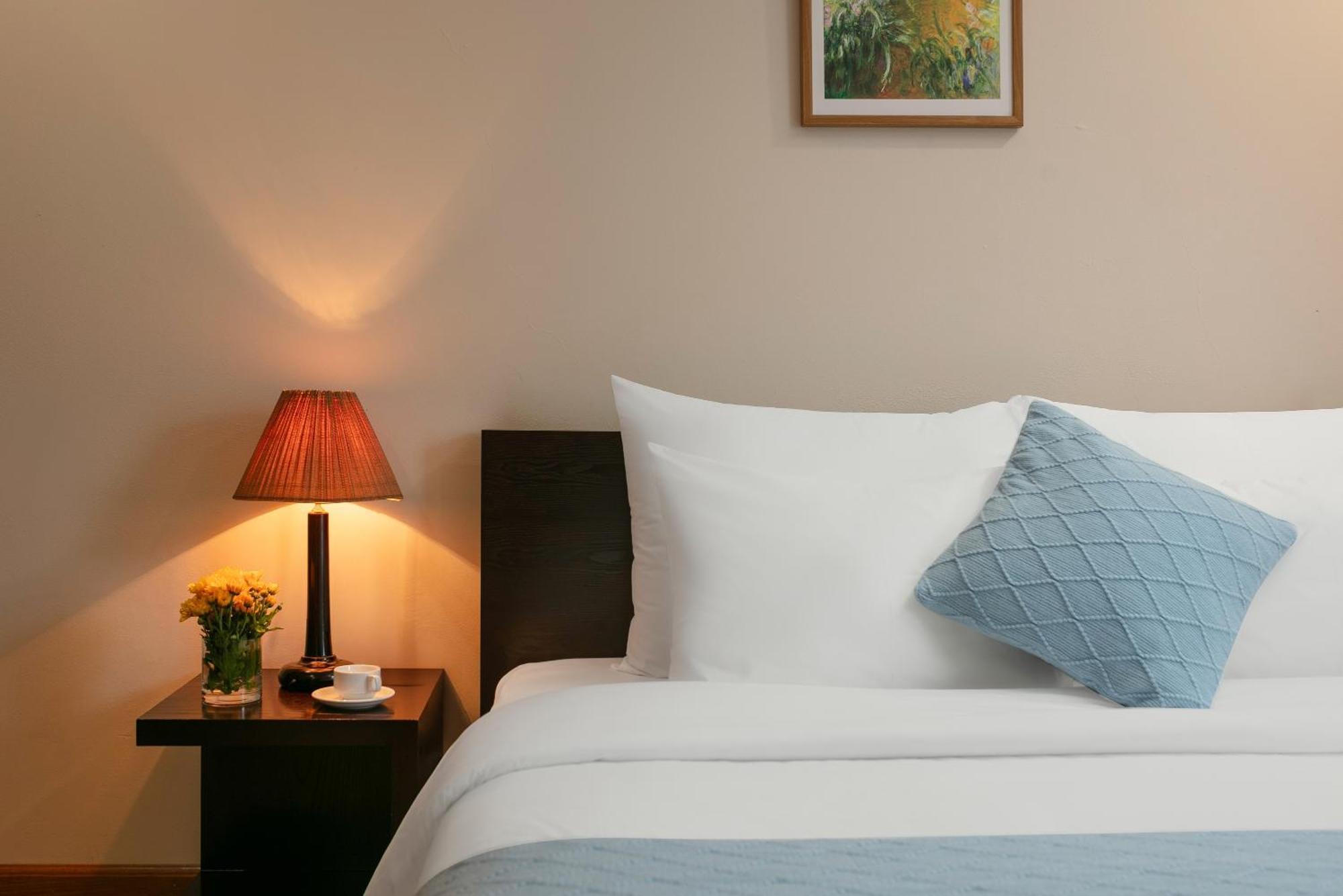 Hb Serviced Apartment - 121B Quan Hoa Hanoi Bagian luar foto
