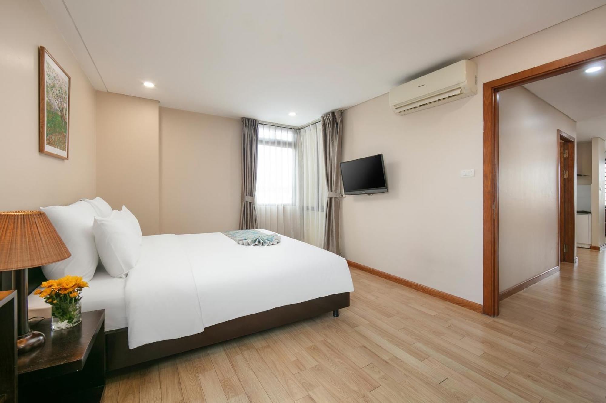 Hb Serviced Apartment - 121B Quan Hoa Hanoi Bagian luar foto