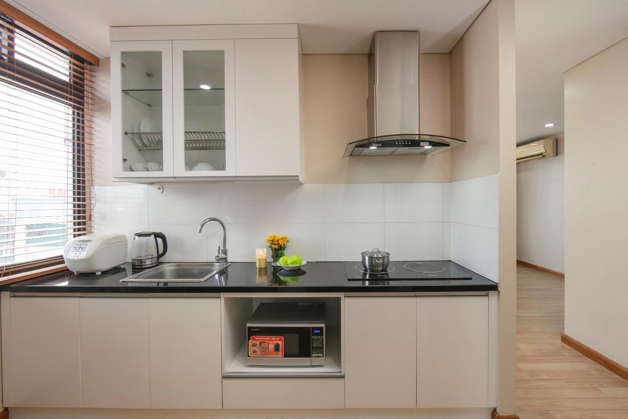 Hb Serviced Apartment - 121B Quan Hoa Hanoi Bagian luar foto
