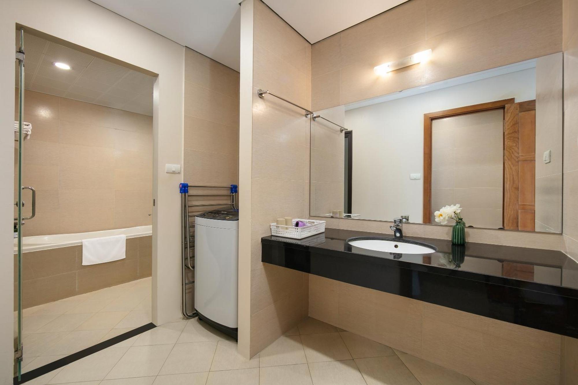 Hb Serviced Apartment - 121B Quan Hoa Hanoi Bagian luar foto