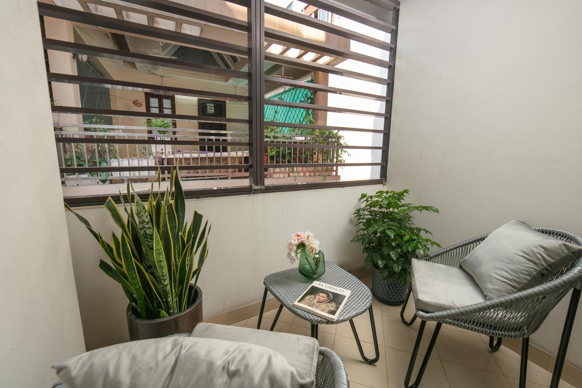 Hb Serviced Apartment - 121B Quan Hoa Hanoi Bagian luar foto