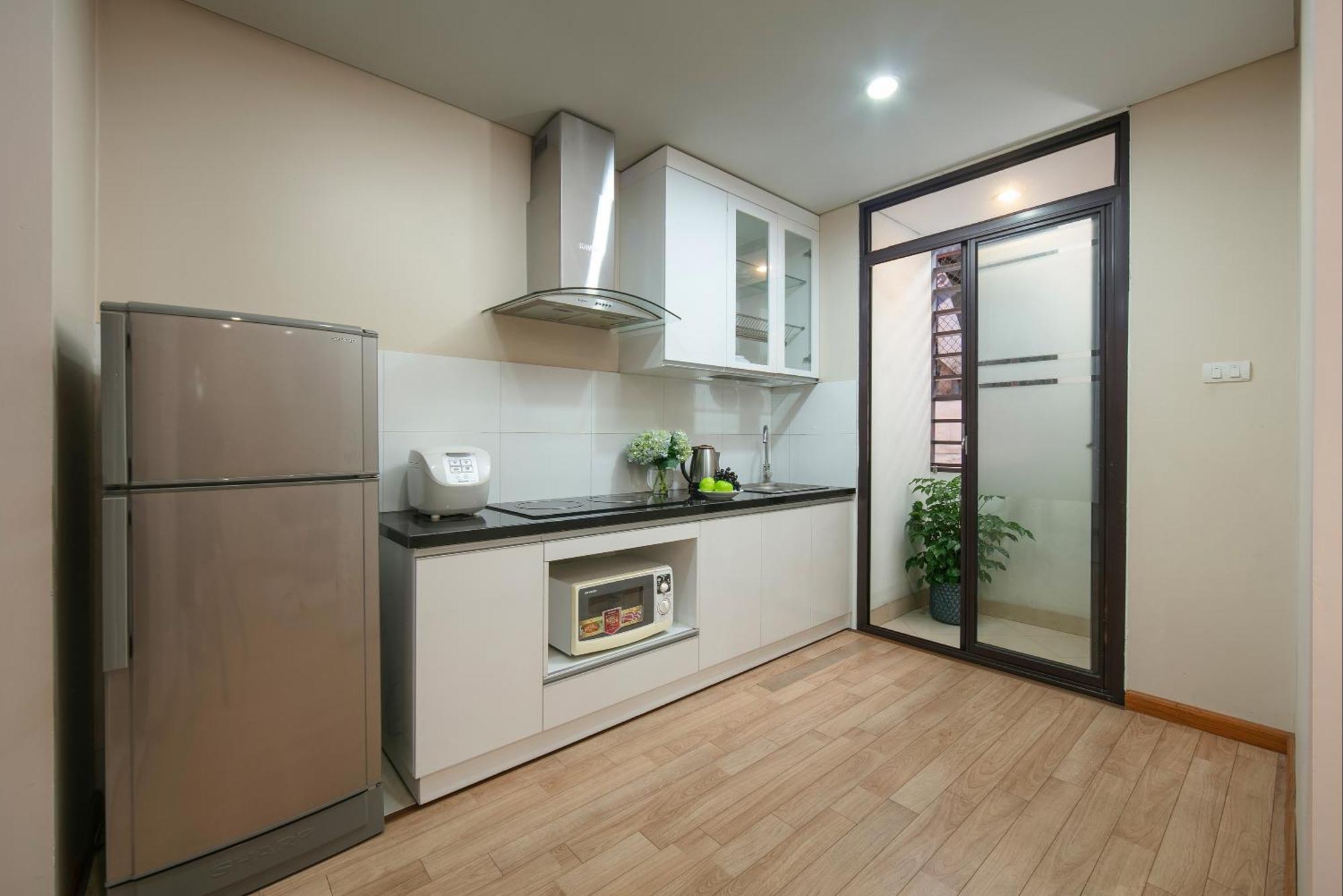 Hb Serviced Apartment - 121B Quan Hoa Hanoi Bagian luar foto
